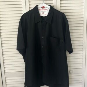 Solitude men’s black short sleeve casual shirt embroidered by the buttons size L